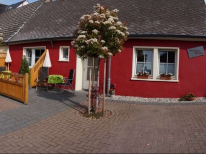 Foto: Altes Schulhaus Rachtig